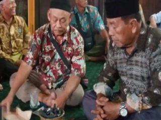 Dukun Kampong Air Lanci, Penjaga Harmoni, Kearifan & Identitas